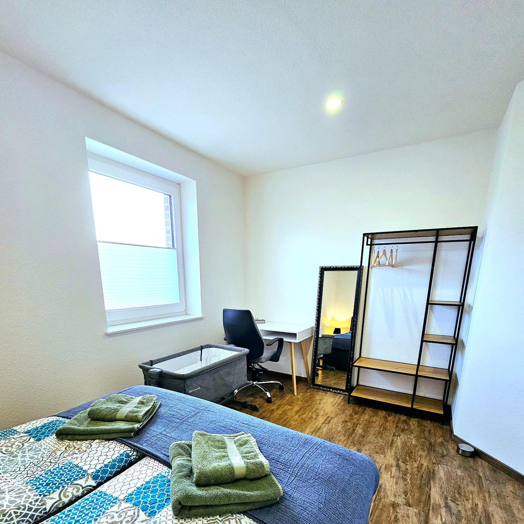 Exklusive Ferienwohnung In Lingen Holthausen 2Zim, 2Badez,Kueche,Balkon,Waschmaschine المظهر الخارجي الصورة